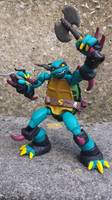 revoltech leonardo