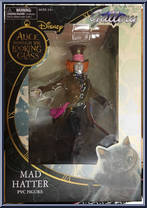 Mad Hatter from Alice Through the Looking Glass - Gallery manufactured by Diamond Select [Front]