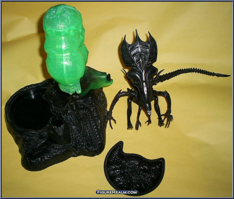 Queen Hive Playset - Aliens - Accessories - Kenner Action Figure