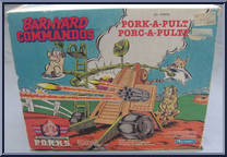 Pork-A-Pult from Barnyard Commandos - P.O.R.K.S. manufactured by Playmates [Front]