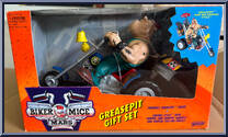 Gift Set - Greasepit Action Figure