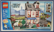City House from City - Box Sets manufactured by Lego [Front]