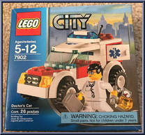 Doctor's Car from City - Box Sets manufactured by Lego [Front]