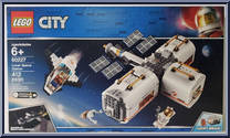 Lunar Space Station from City - Box Sets manufactured by Lego [Front]