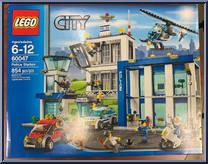 Police Station from City - Box Sets manufactured by Lego [Front]
