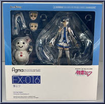 Snow Miku from Figma - Character Vocal Series 01: Hatsune Miku manufactured by Max Factory [Front]