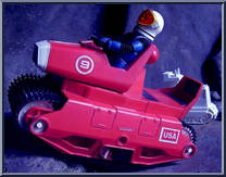 Uni-Tred & Bubble from Major Matt Mason - Super Packs - Boxed manufactured by Mattel [Loose]