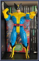 Wolverine (Blue and Yellow) from Marvel Universe - 10" Scale - Series  4 manufactured by Toy Biz [Loose]