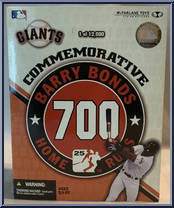 Barry Bonds (700th Home Run) from McFarlane's Sports Picks - MLB - Exclusives manufactured by McFarlane [Front]