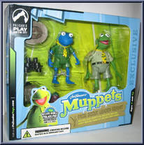 Frog Scout Leader Kermit (Blue Scout) from Muppet Show - Exclusives manufactured by Palisades [Front]