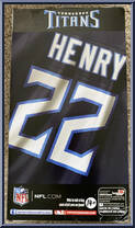 Derrick Henry (Tennessee Titans) (Chase) from NFL - Series 1 manufactured by Imports Dragon [Back]