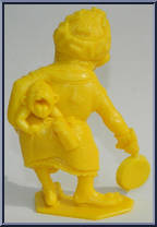 Mudder (Homemaker) from Nutty Mad - Series 3 manufactured by Marx [Loose]