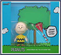 Charlie Brown and the Kite Eating Tree from Peanuts - Diorama Boxes manufactured by Super7 [Front]