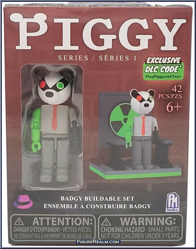 PIGGY Roblox Series 1 PIGGY Buildable Set with Exclusive DLC Code New