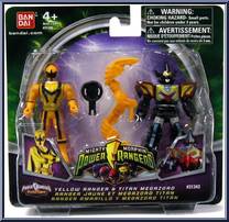 Yellow Ranger & Titan Megazord from Power Rangers Mighty Morphin - 2010 - Mix & Morph manufactured by Bandai [Front]