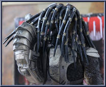 Predator (Masked) from Predators - Quarter Scale manufactured by Neca [Loose]
