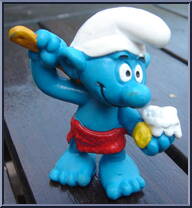 Bathing Smurf from Smurfs - Basic Series manufactured by Peyo [Loose]