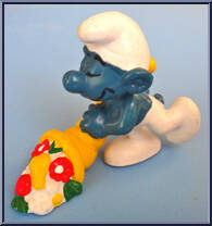 Cornucopia Smurf from Smurfs - Basic Series manufactured by Peyo [Loose]