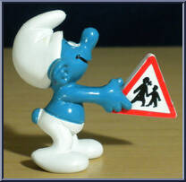 Crossing Guard Smurf (Triangle Sign) from Smurfs - Basic Series manufactured by Peyo [Loose]