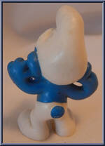 Fingers in Ears Smurf from Smurfs - Basic Series manufactured by Peyo [Loose]