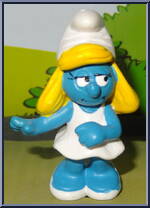 Smurfette (White Dress / Right Hand Out) from Smurfs - Smurfettes manufactured by Peyo [Loose]