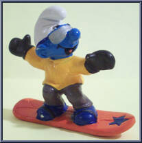 Snowboarder Smurf from Smurfs - Basic Series manufactured by Peyo [Loose]