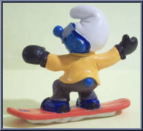 Snowboarder Smurf from Smurfs - Basic Series manufactured by Peyo [Loose]