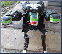 Venom from Spider-Man (2000) - Shape Shifters - 2004 manufactured by Toy Biz [Loose]