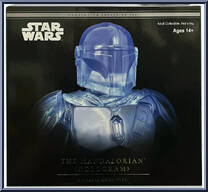 Mandalorian (Hologram) from Star Wars - Legends in 3D manufactured by Diamond Select [Front]