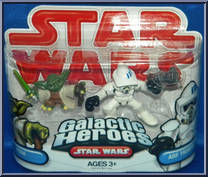 Yoda / ARF Trooper Action Figure