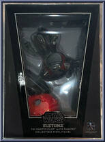TIE Fighter Pilot in TIE Fighter (Gray Fighter) from Star Wars - Kustomz manufactured by Gentle Giant [Front]