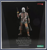 Mandalorian from Star Wars - Model Kits manufactured by Kotobukiya [Front]