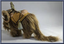 Bantha & Tusken Raider from Star Wars - Power of the Force II - Creature Sets manufactured by Kenner [Loose]
