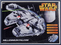 Faucon Millenium Hasbro de 2005 (Star Wars) 