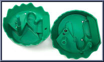 Hero Hatchin' Michaelangelo from Teenage Mutant Ninja Turtles - Kowabunga Crackin' Turtle Egg manufactured by Playmates [Loose]