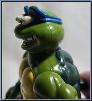Toon Leo with Bulgin' Eye Action from Teenage Mutant Ninja Turtles - Toon Turtles manufactured by Playmates [Loose]