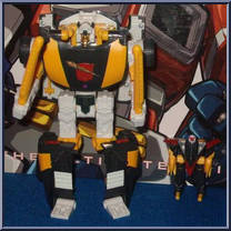 Wheeljack with Wind Sheer from Transformers - Armada - Supercon Assortment manufactured by Hasbro [Loose]