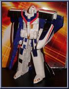 Astrotrain from Transformers - Classics - Deluxe manufactured by Hasbro [Loose]