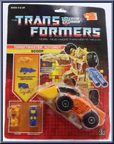 Scoop (Targetmaster) from Transformers - Generation 1 - Series 5 manufactured by Hasbro [Front]