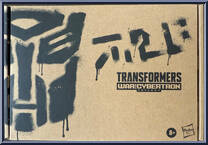 Nightbird (Deluxe Class) from Transformers - Generations Selects - War for Cybertron Trilogy manufactured by Hasbro [Front]
