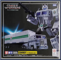 Convoy (7-Eleven Ver.) from Transformers - Masterpiece - Special Edition manufactured by Takara [Front]