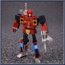 Cassettbot vs Cassettron from Transformers - Masterpiece - Special Edition manufactured by Takara [Loose]