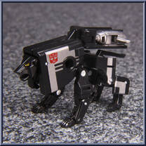 Cassettbot vs Cassettron from Transformers - Masterpiece - Special Edition manufactured by Takara [Loose]