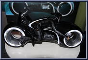 Sam Flynn (with Light Cycle) from Tron Legacy - Basic Series manufactured by Hot Toys [Loose]