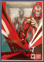 Ultraman Max from Ultra-Act - Basic Series manufactured by Bandai [Front]