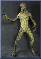 Dana Scully (Parka & Alien) from X-Files - Fight the Future - Series 1 manufactured by McFarlane [Alien]