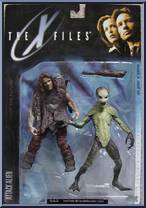 Attack Alien with Primative Man from X-Files - Fight the Future - Series 1 manufactured by McFarlane [Front]