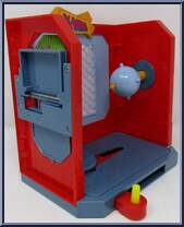 Wolverine Combat Cave from X-Men - Accessories manufactured by Toy Biz [Loose]