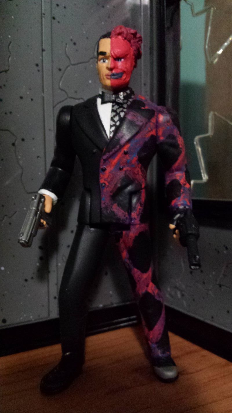 Batman Forever Two-Face Tommy Lee Jones (Batman - Movie Style) Custom  Action Figure