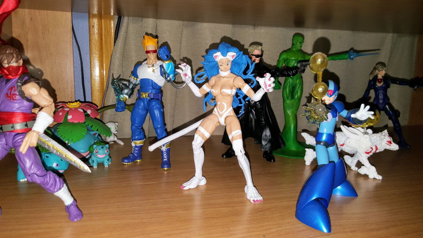 capcom queens figures